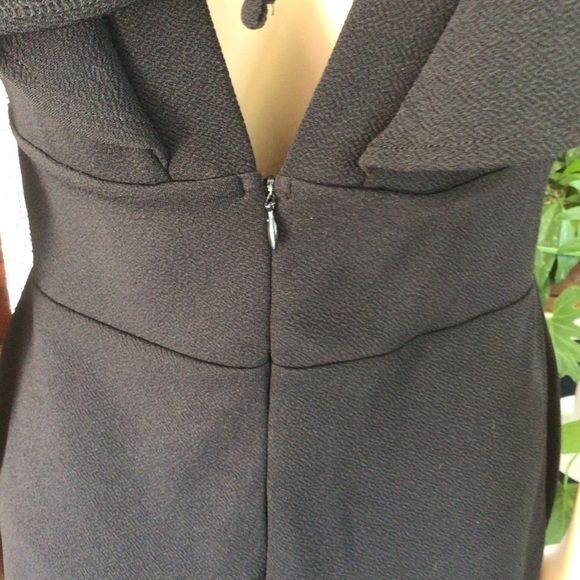 Beautiful Black Midi Dress - Picture 5 of 5